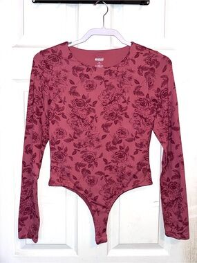 Francesca's Yummi Rose-Pink Floral Long Sleeve Bodysuit
